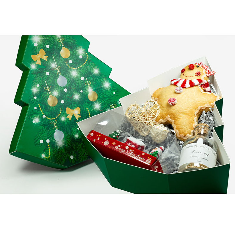Your Must-Have: Characteristic Green Christmas Tree Box