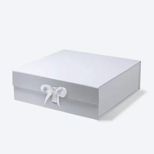 MA Square White Magnetic Gift Box with Ribbon