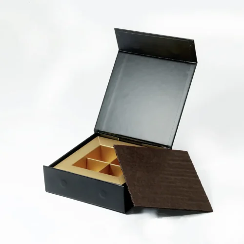 4-Piece/Cavity Small Rigid Empty Chocolate Confectionery Packaging Box